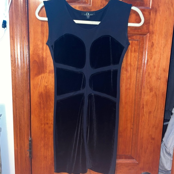 Black Velvet Patch David Lerner Dress - Picture 2 of 2